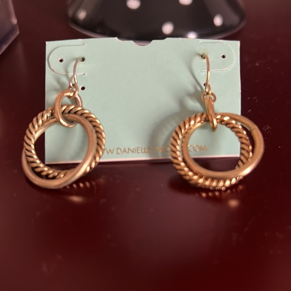 Danielle Nicole Women’s Round Double Circle Gold Plated Twisted Loop Earrings - Picture 2 of 6